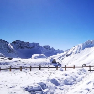 十一月最适合去北方看雪 去南方看海