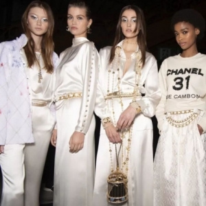 Chanel 2020早秋系列：我们不需要过度装饰